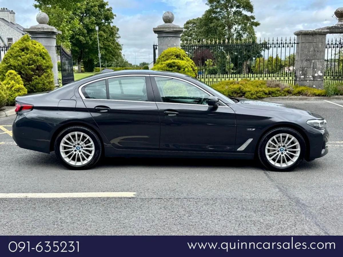 BMW 5 Series 530e SE Auto Plug IN Hybrid 290 BHP - Image 2
