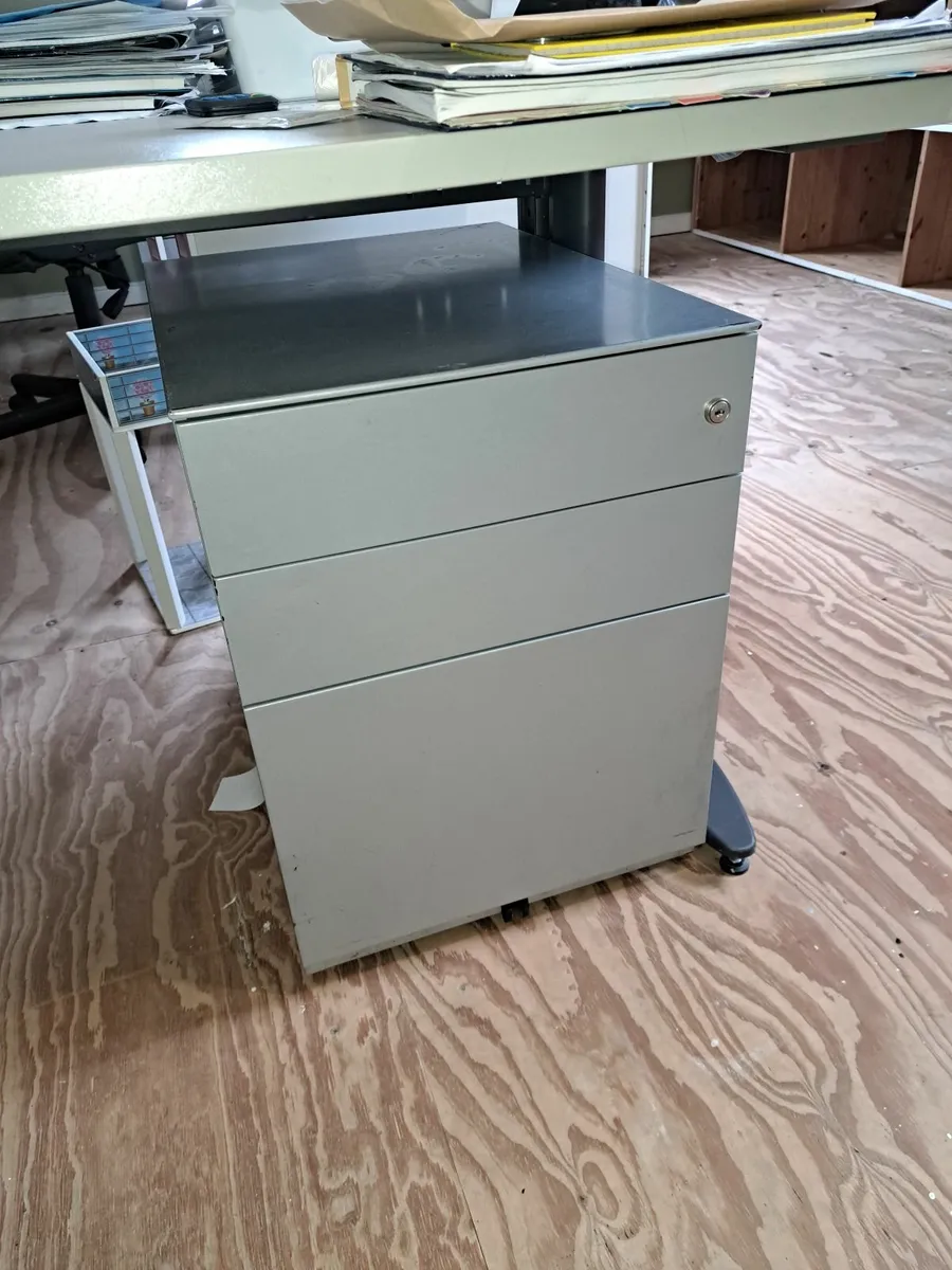 Desk storage - Image 2