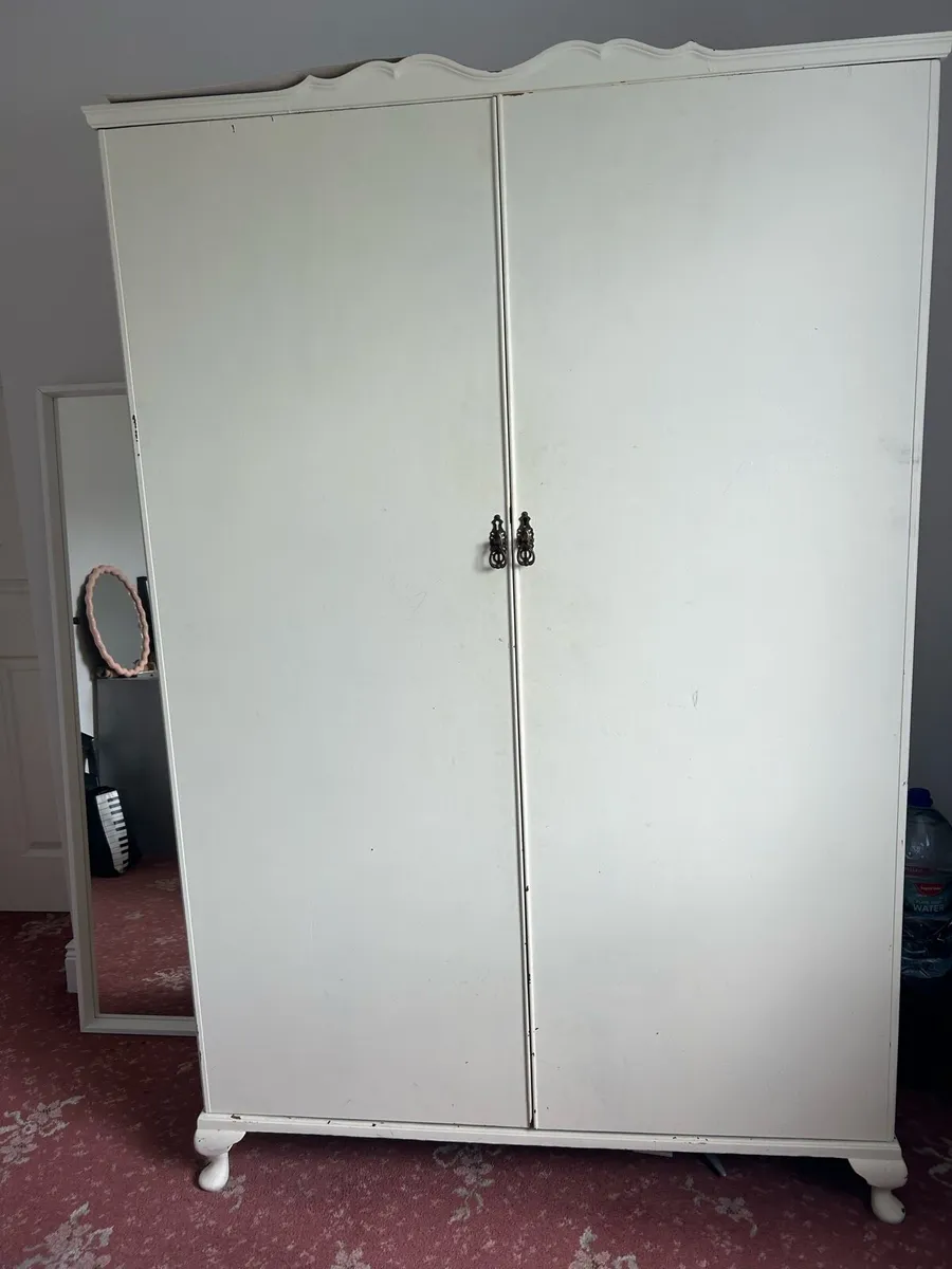 Cream two door wardrobe - Image 2
