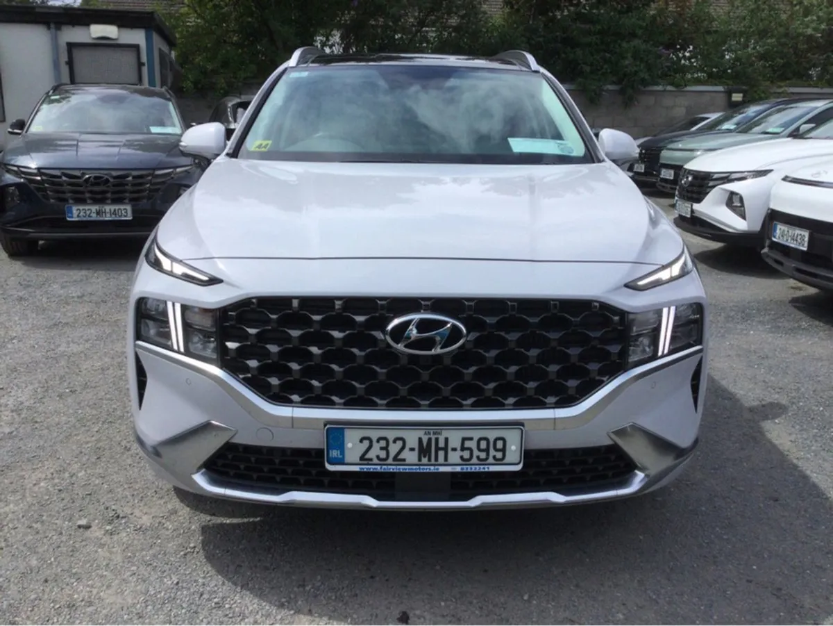 Hyundai Santa Fe Premium Plug IN Hybrid - Pan Sun - Image 4