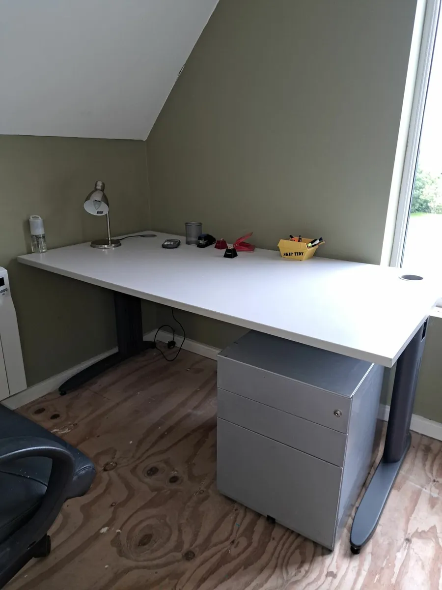 Desks - Image 1