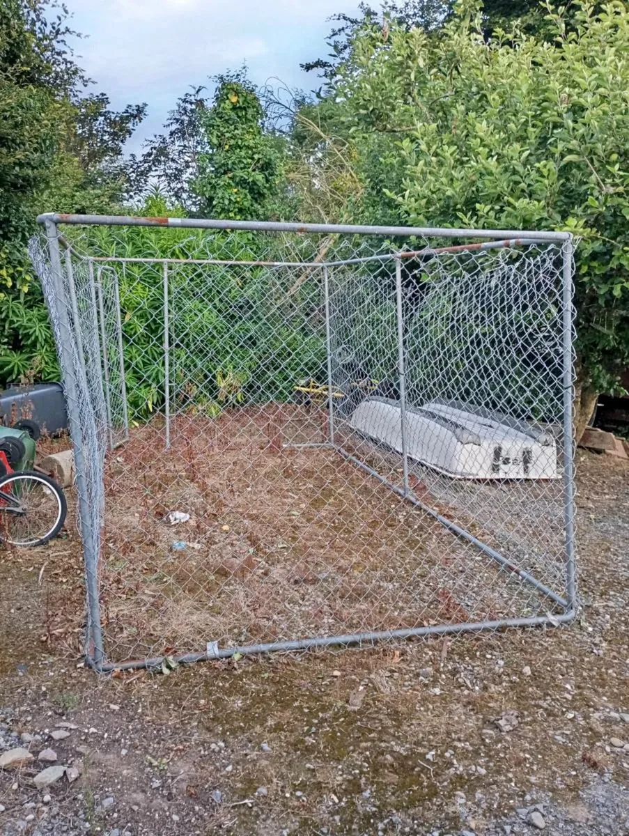 Dog run - Image 4
