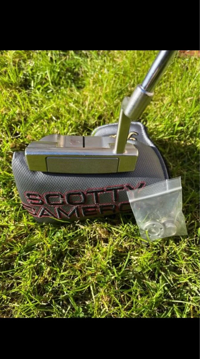 Scotty Cameron select fastback 2 putter - Image 1