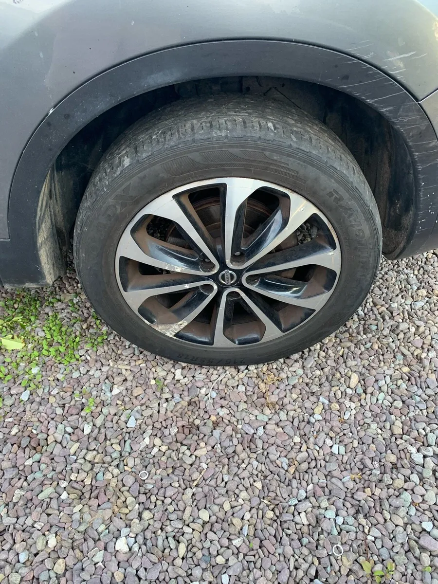 Nissan Qashqai 2011 - Image 4