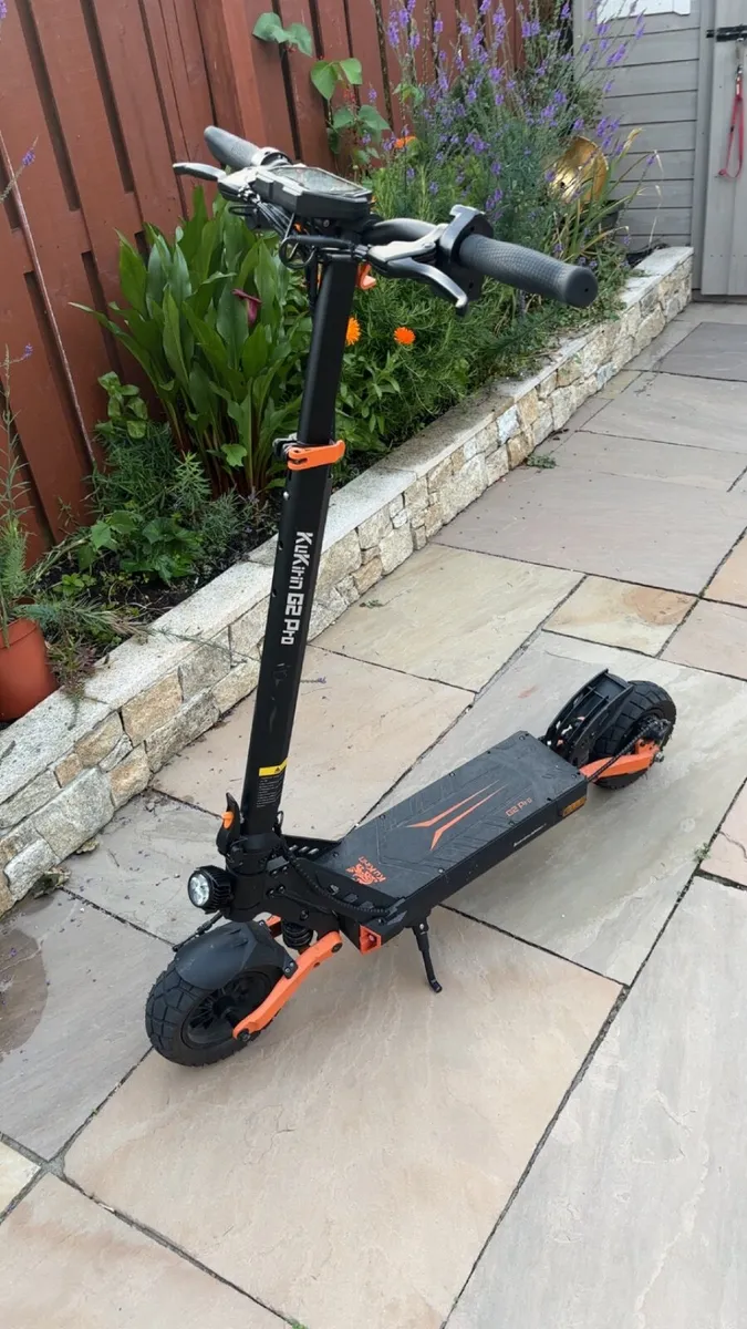 Electric scooter kugo g2 pro - Image 3