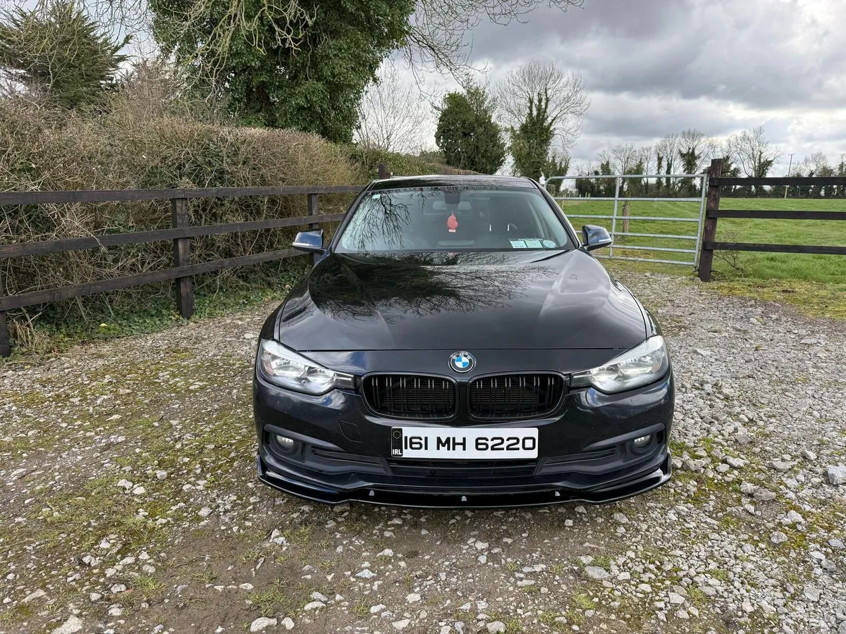 BMW 320 - Image 2