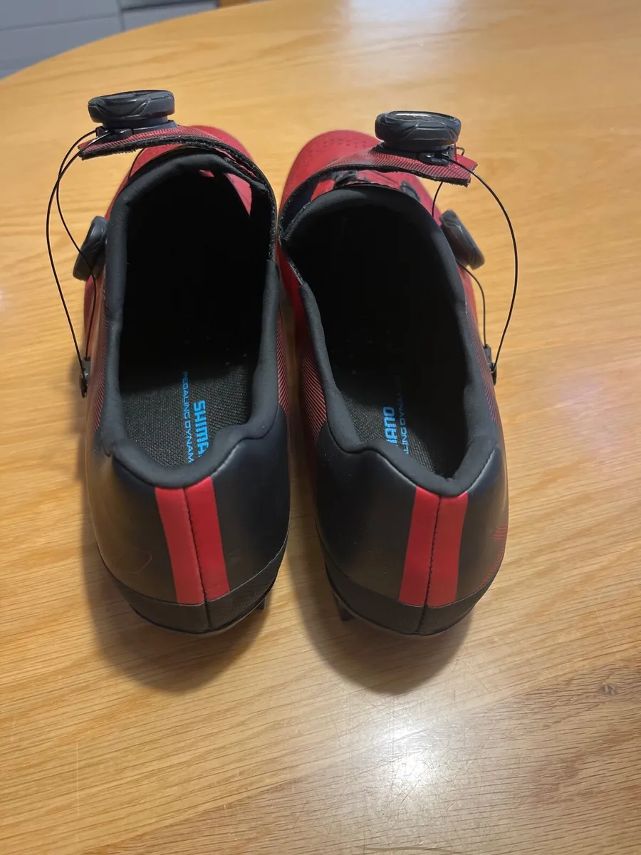 BRAND NEW - Men’s Cycling shoes. Size 9. Shimano. - Image 3