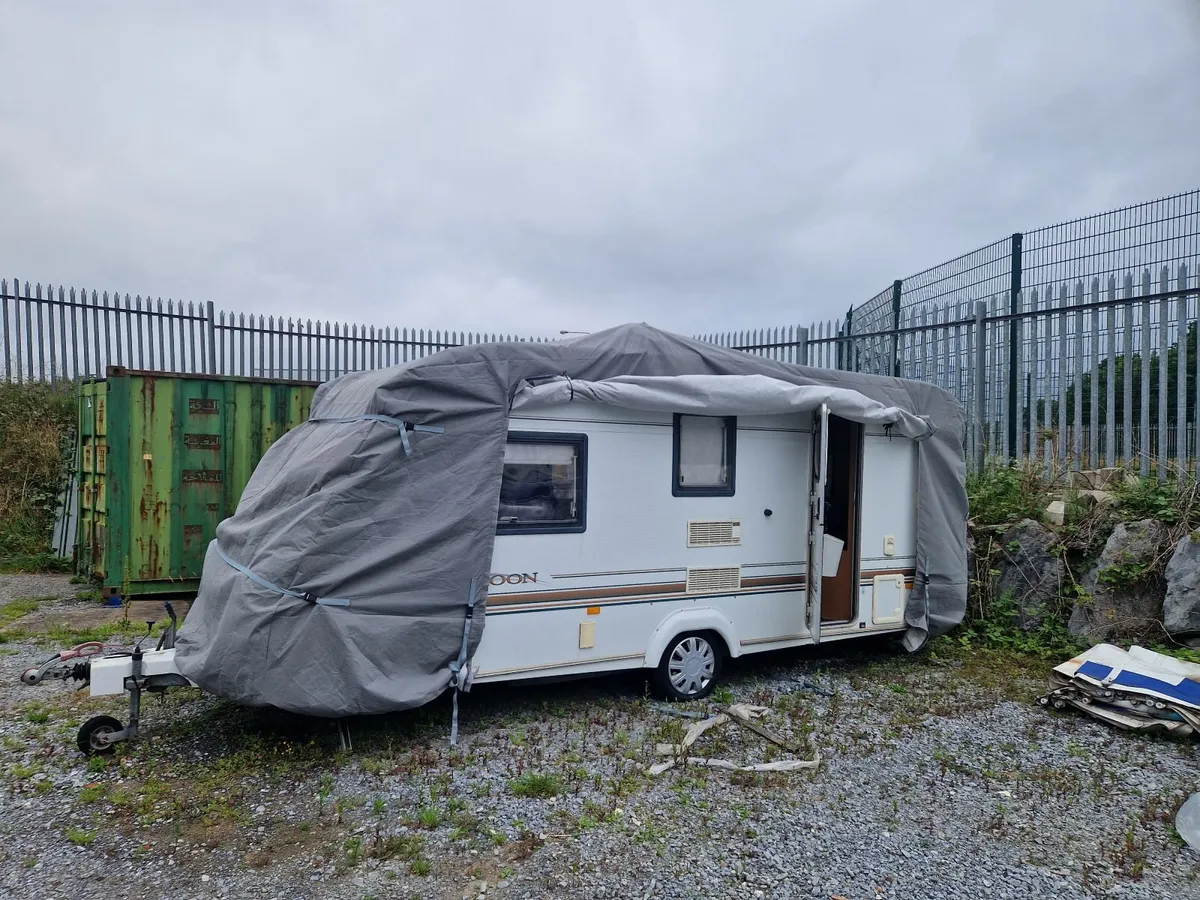 Caravan - Image 1