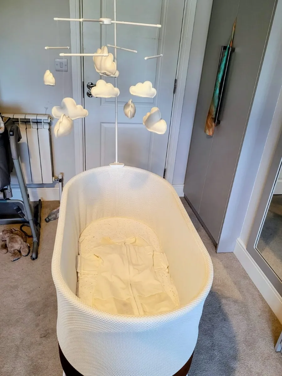 Snoo Cot - Image 1