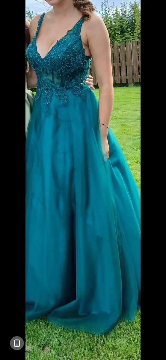Debs dress - Image 3