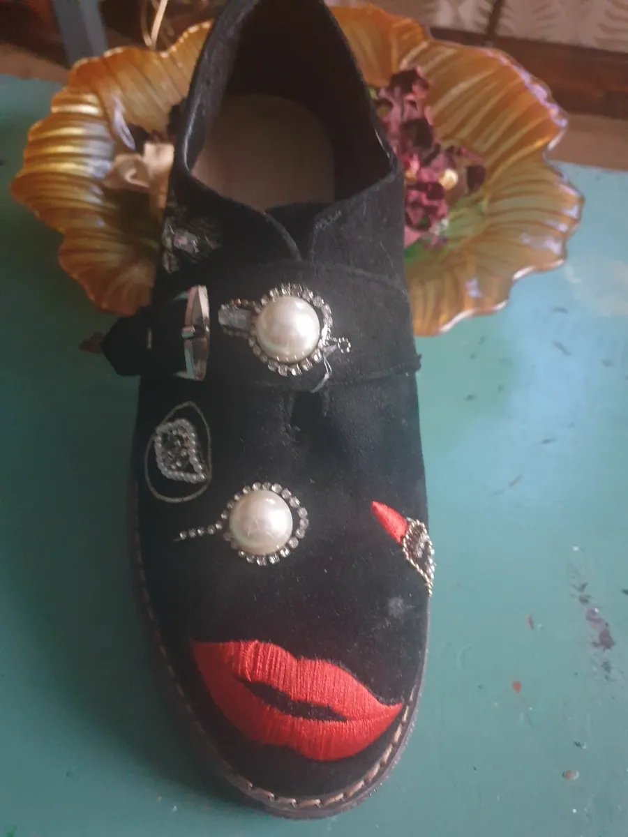 Ladies Alexander McQueen shoes - Image 3