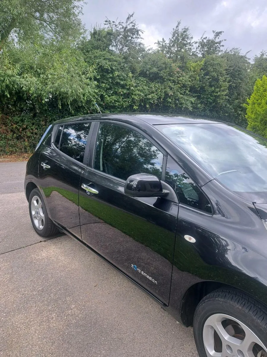 Nissan Leaf 2013 - Image 2