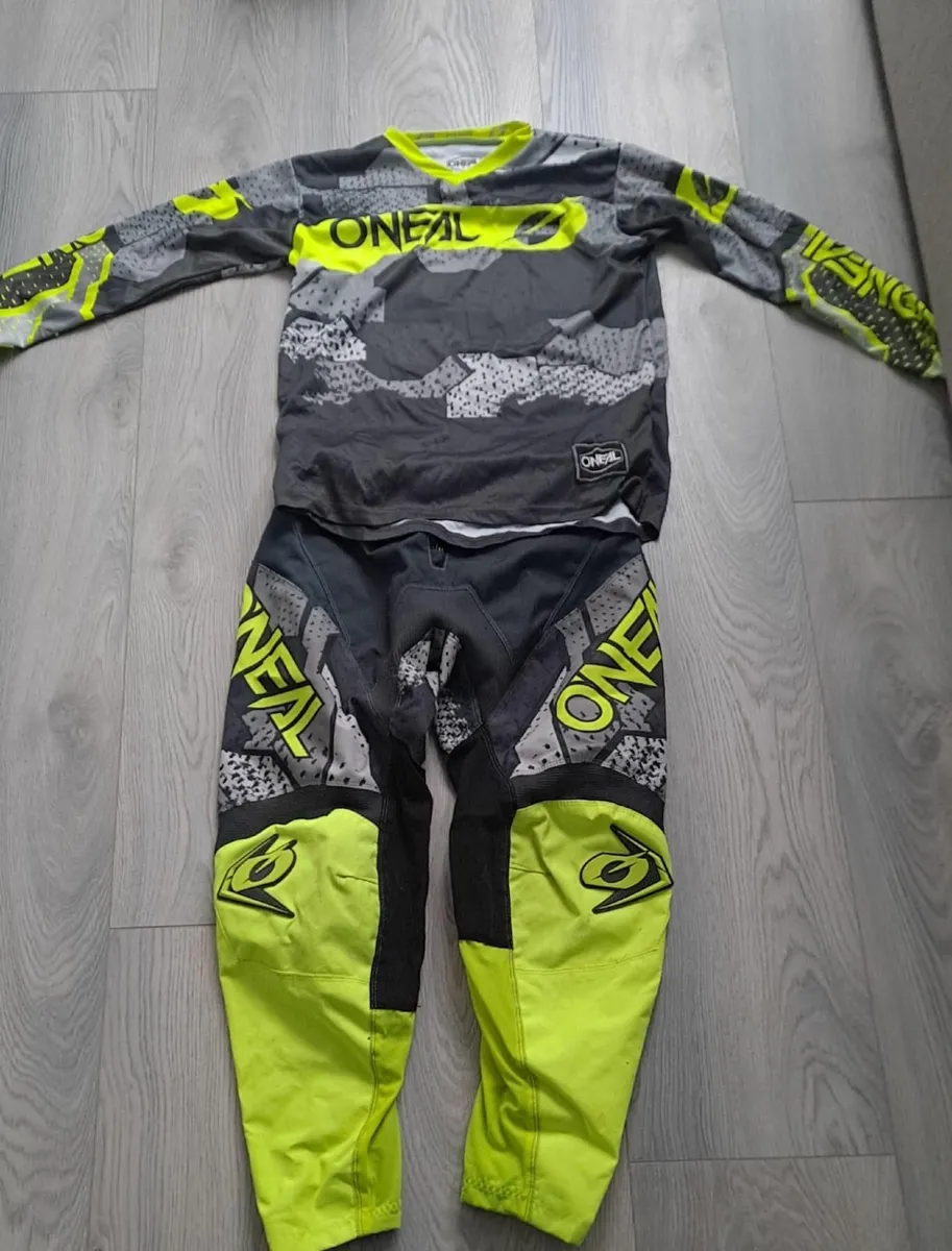 Bmx clothing