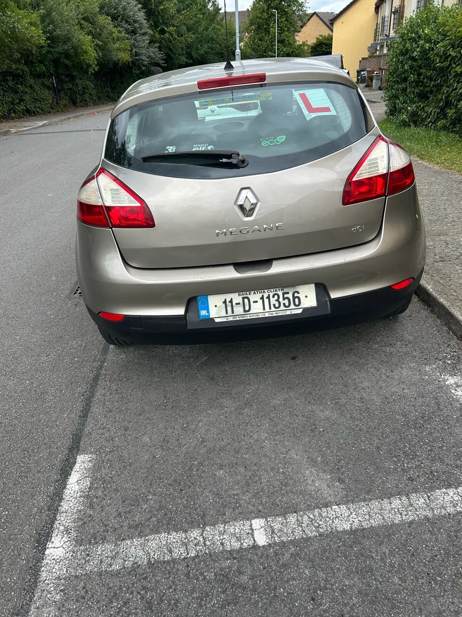 Renault Megane (new NCT 06/26) - Image 2