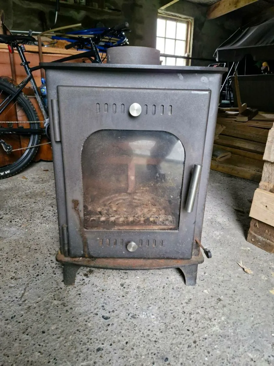 Boru Stove - Image 1