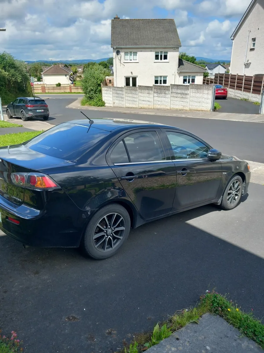 Mitsubishi Lancer 2018 - Image 3