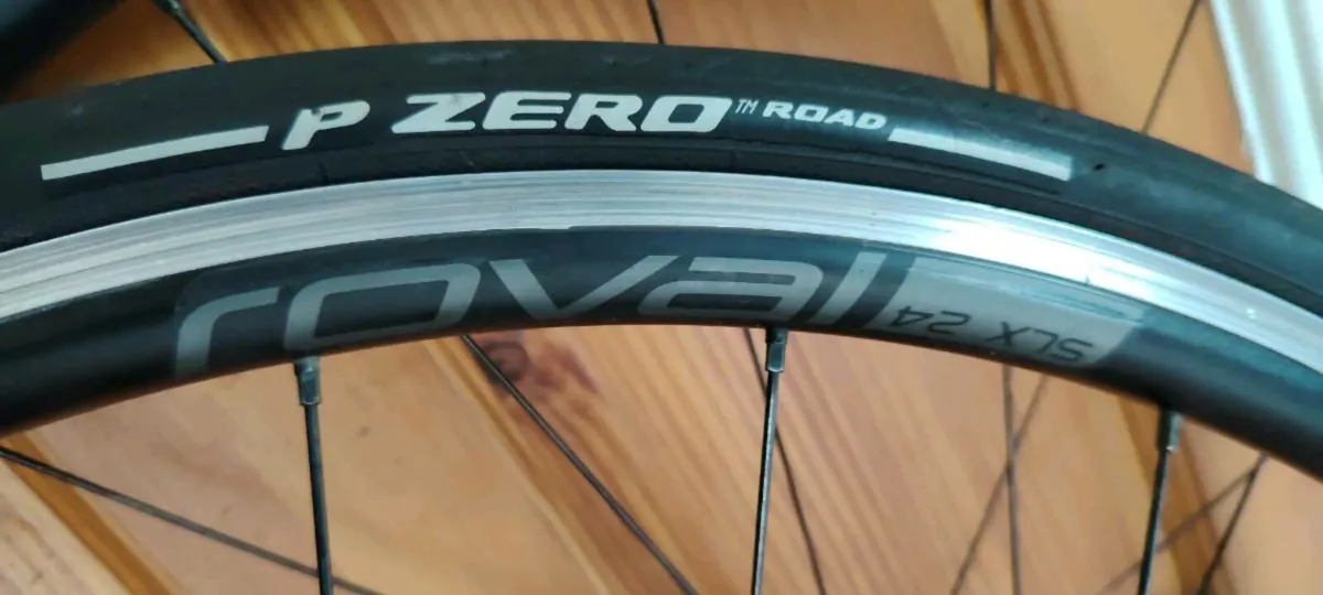 Excellent roval slx 24 wheelset - Image 3