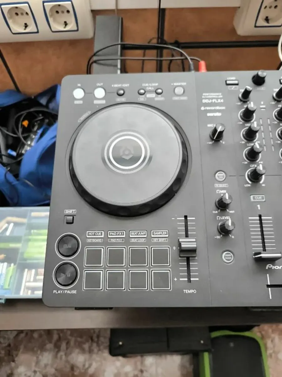 Pioneer DDJ-FLX4 - Image 3