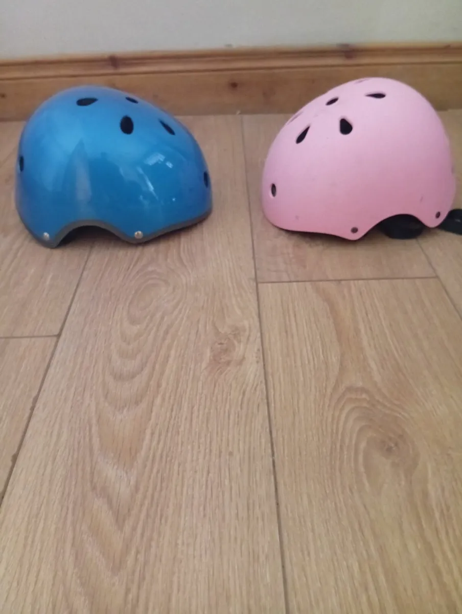 Quality Children's Universal helmets 3months - Image 2