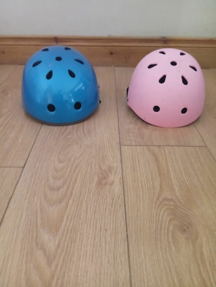 Quality Children's Universal helmets 3months - Image 3