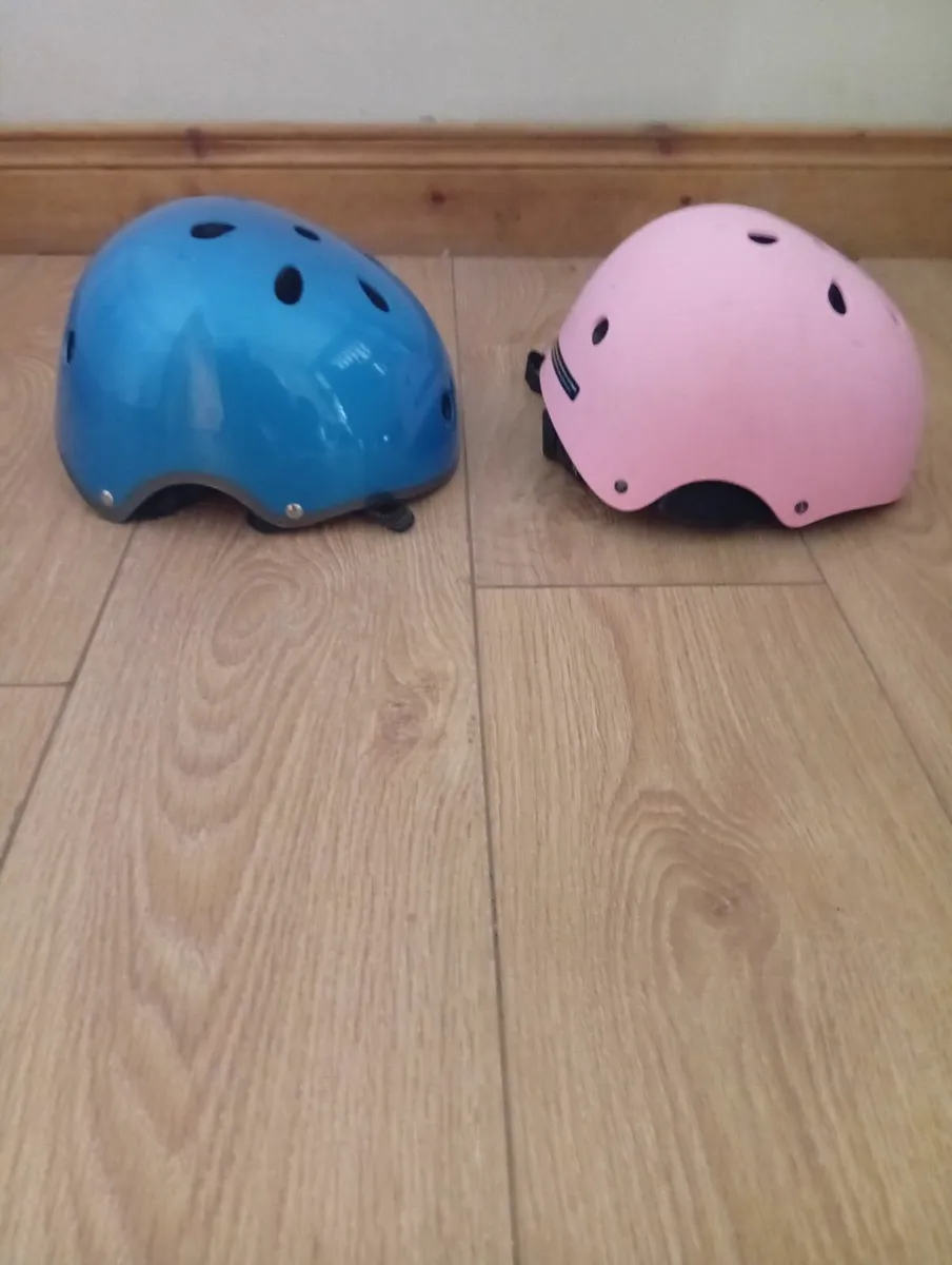 Quality Children's Universal helmets 3months - Image 4