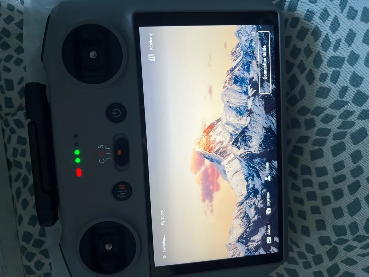 Dji RC 2 controller plus more if interested - Image 3