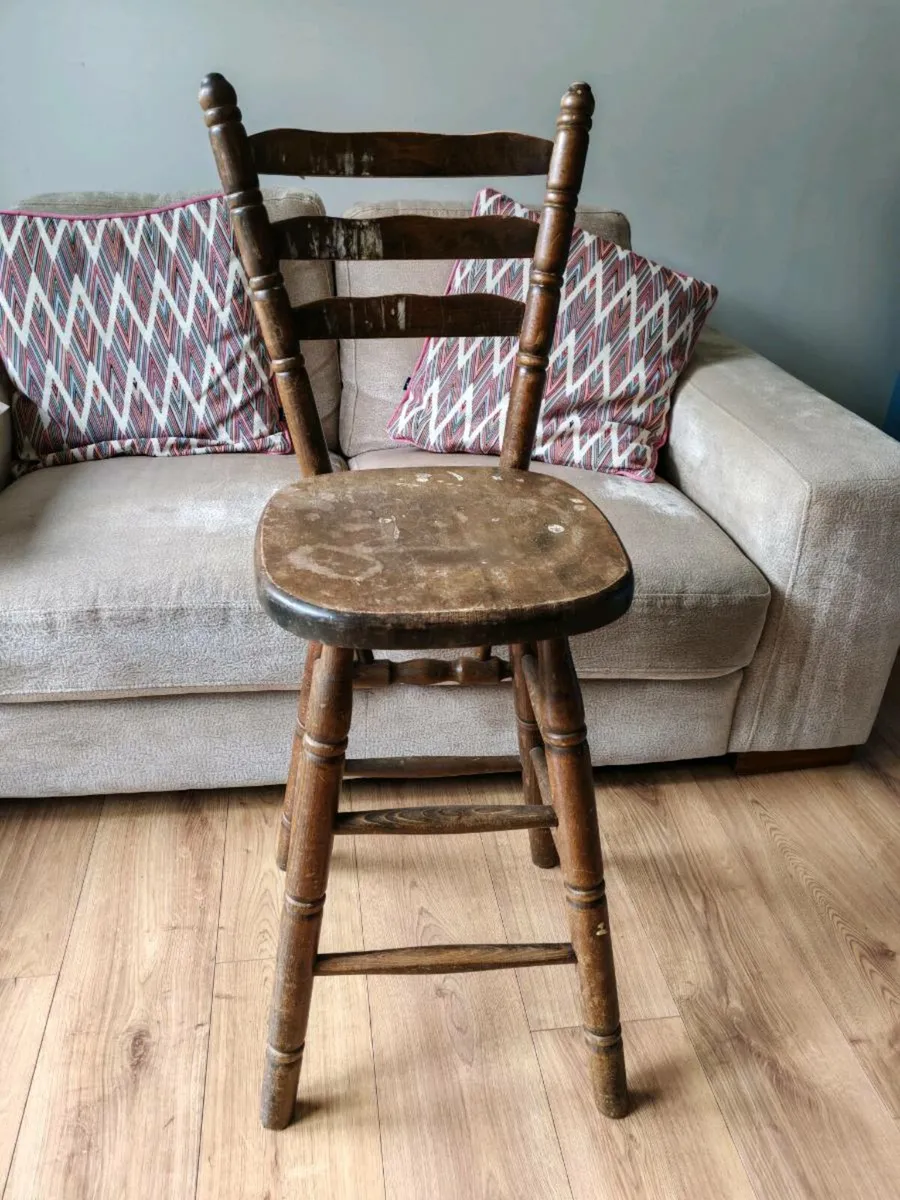Teachers Stool - Image 1