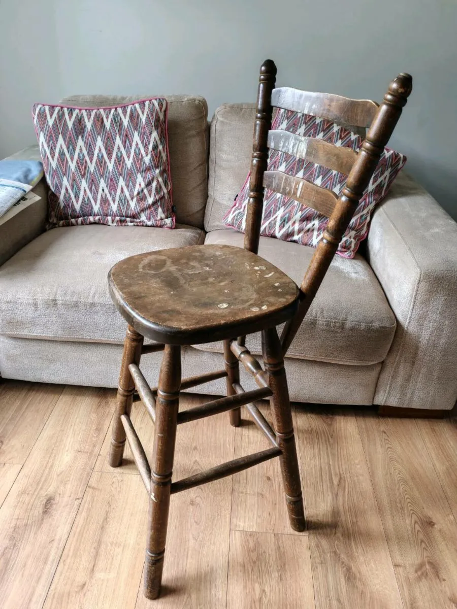 Teachers Stool - Image 2