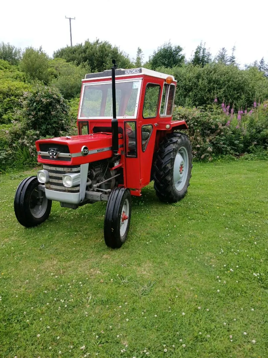 Massey Ferguson 135 - Image 1