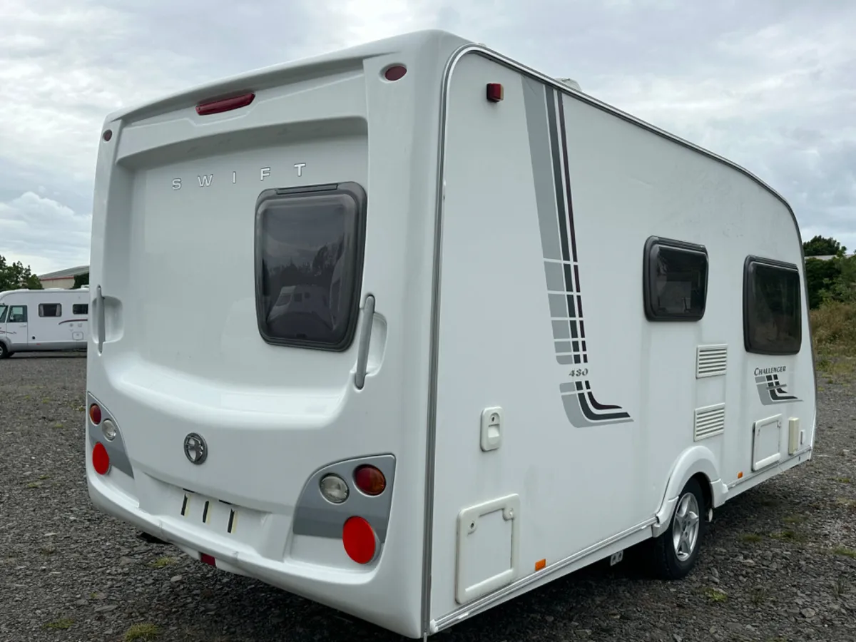 🚨 SWIFT 2 BERTH MOTOR MOVER AWNING🚨 - Image 2