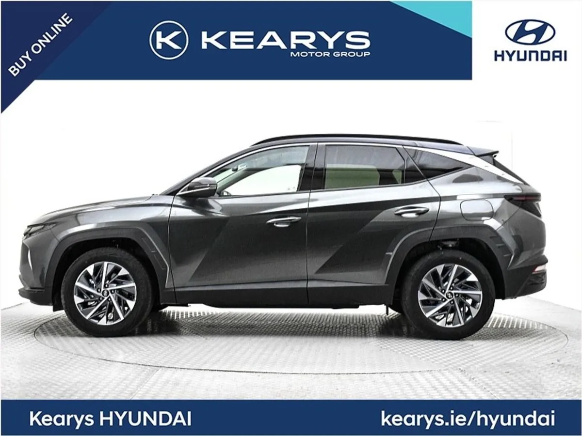 Hyundai Tucson Executive Plus w 2 Tone Roof - Image 4