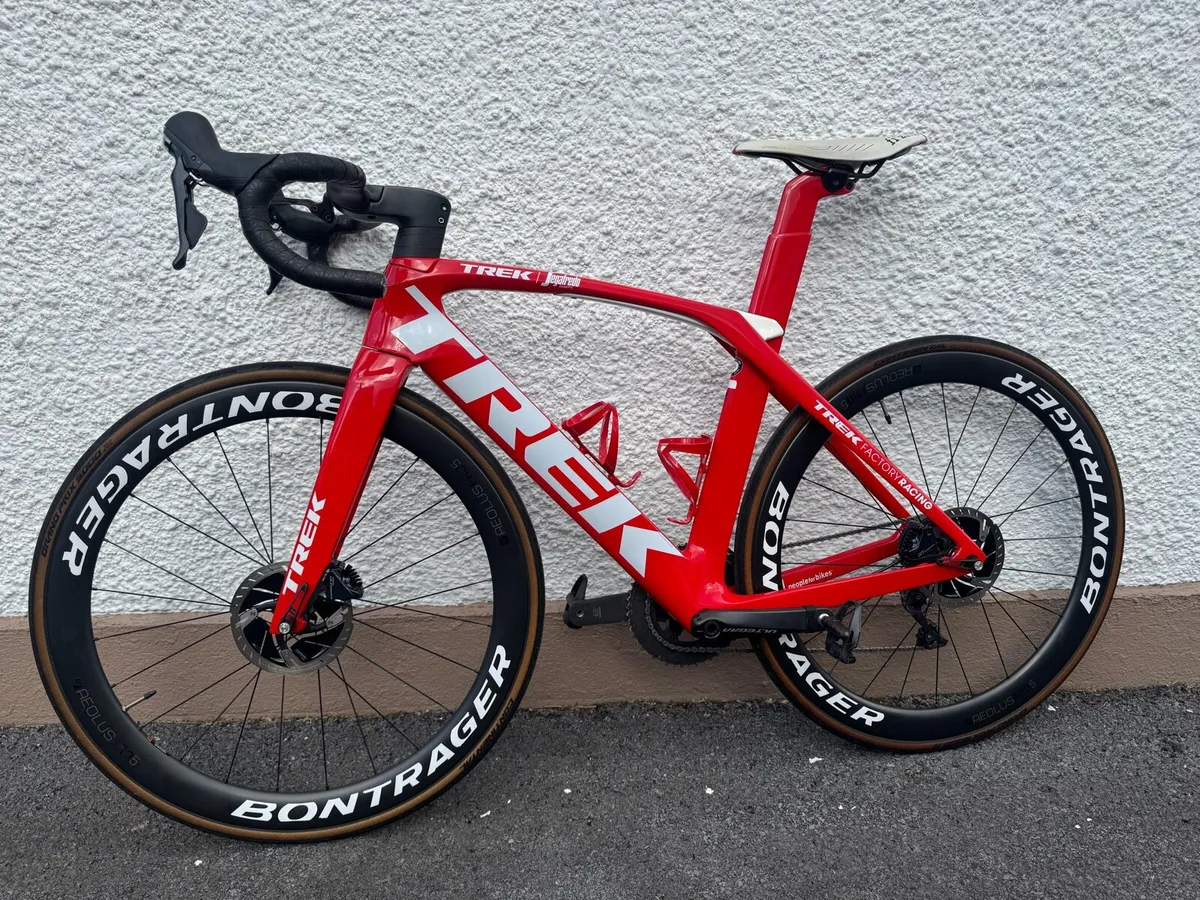 Trek Madone SLR 6 54” - Image 2