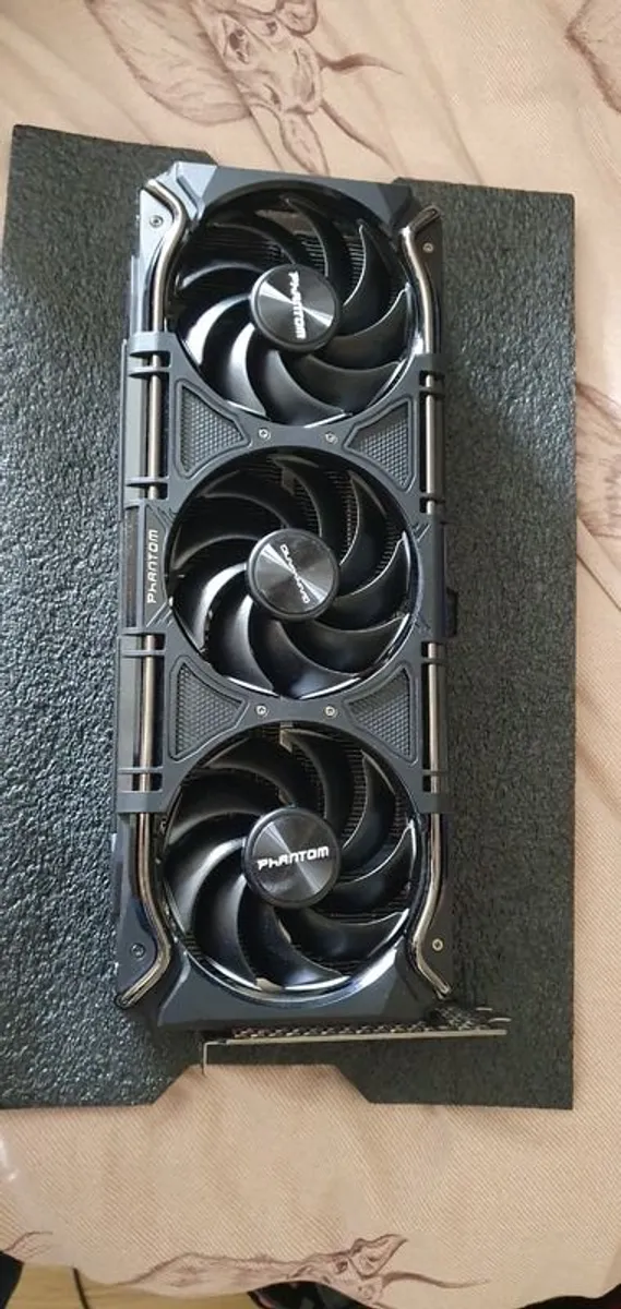 Gainward Phantom RTX 4090 - Image 2
