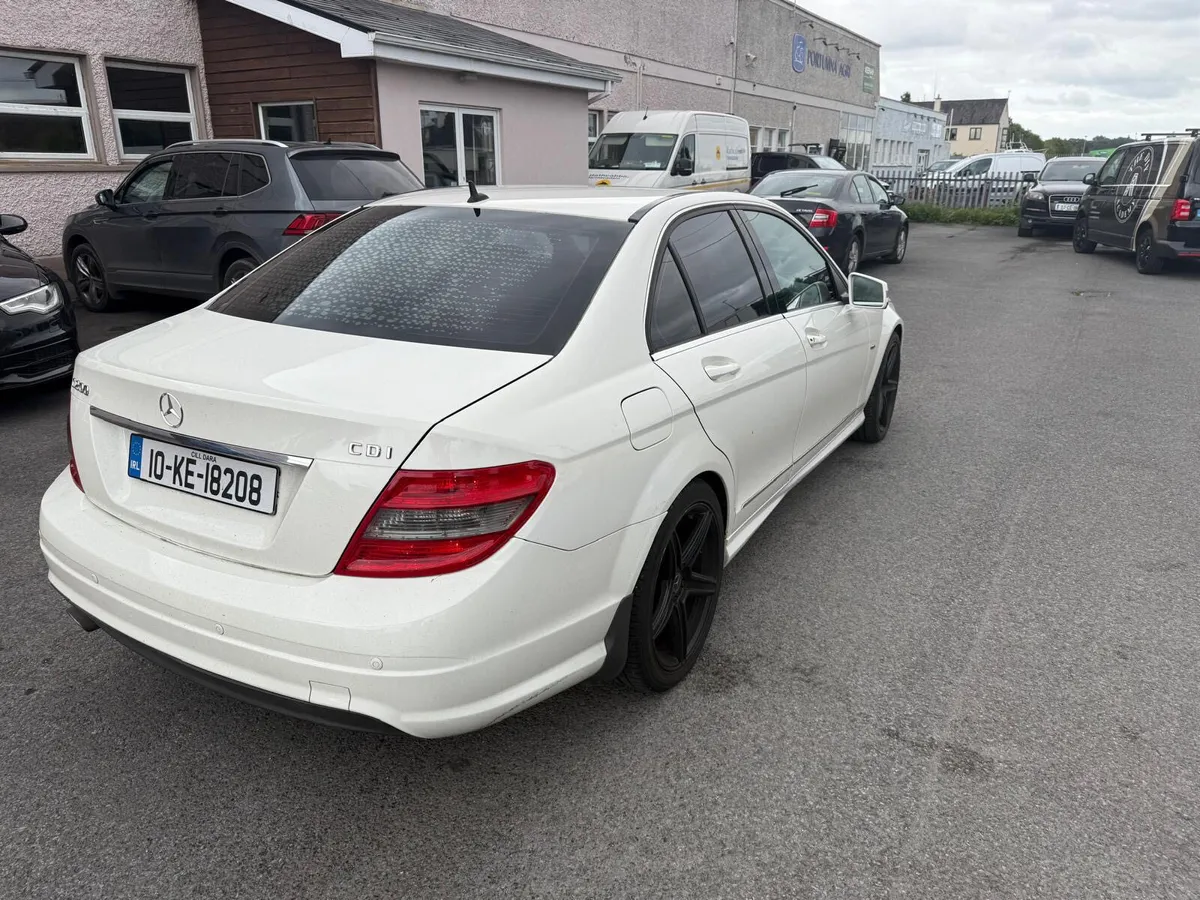 2010 Mercedes-Benz C-Class Class Special Edition - Image 3