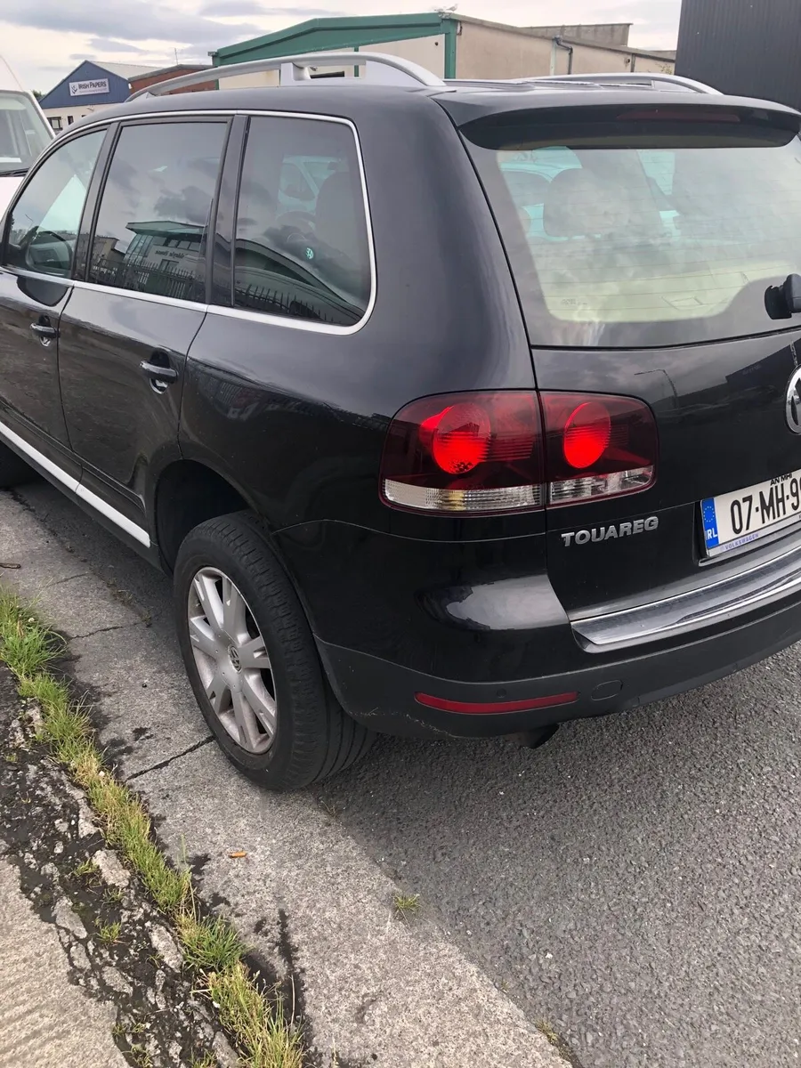 07 Volkswagen TOUAREG for parts or repair - Image 3