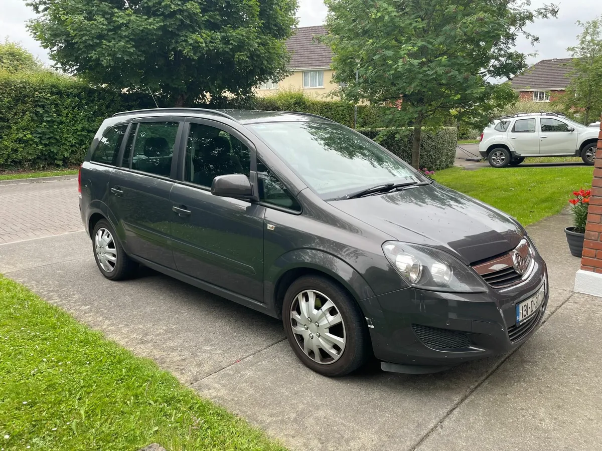 SOLD - Vauxhall Zafira 2013 - Image 2