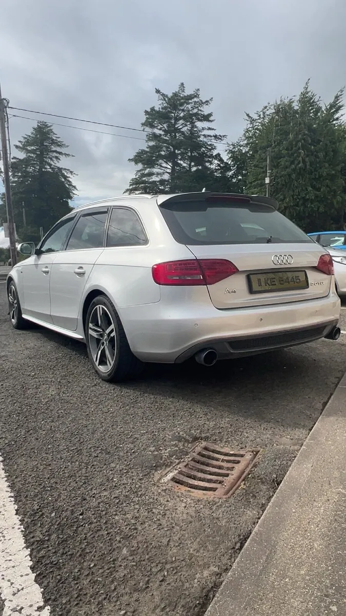 2011 Audi A4 Avant S-Line black edition - Image 1