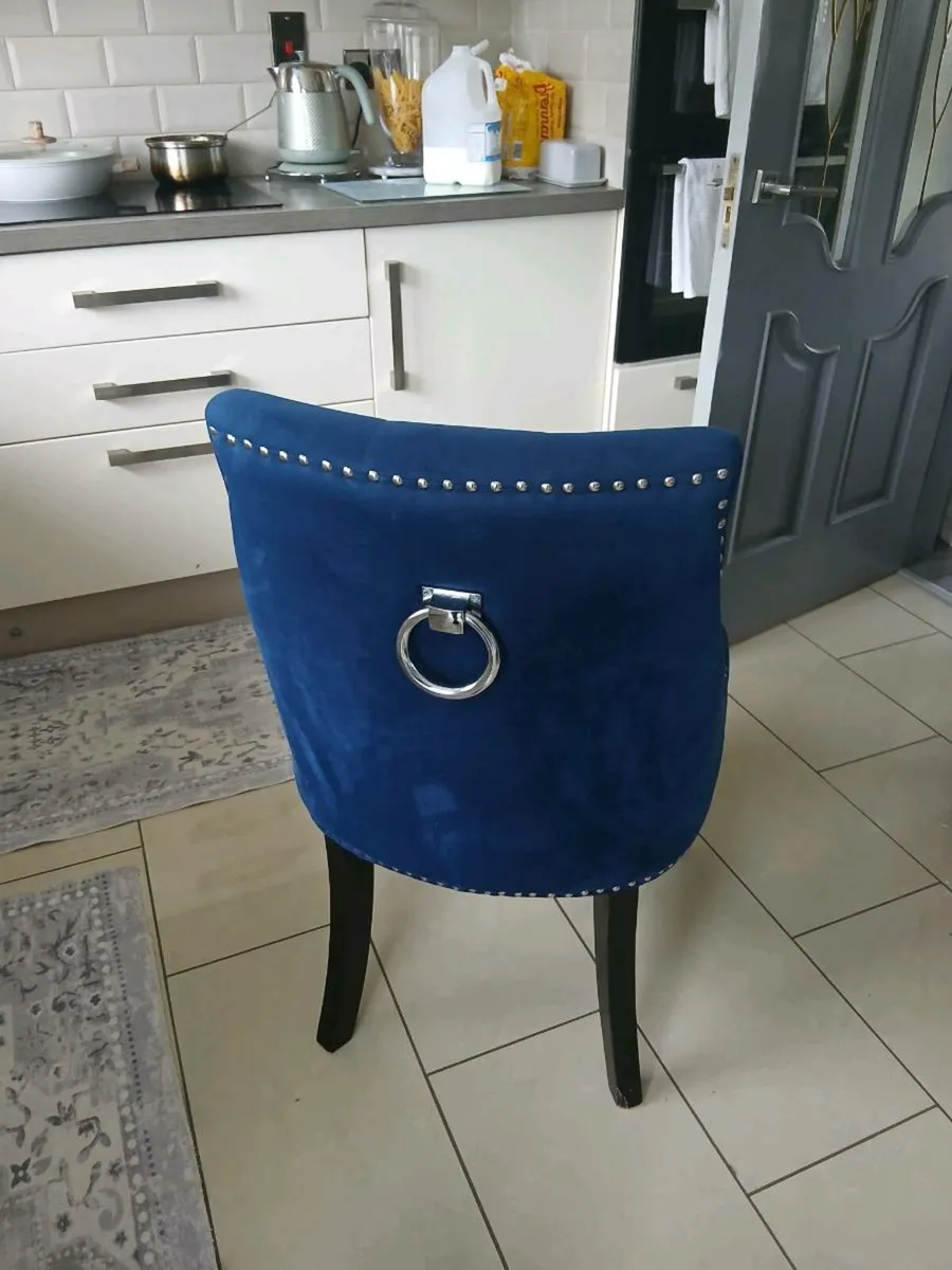 X4 royal knocker back dinning room chairs - Image 2