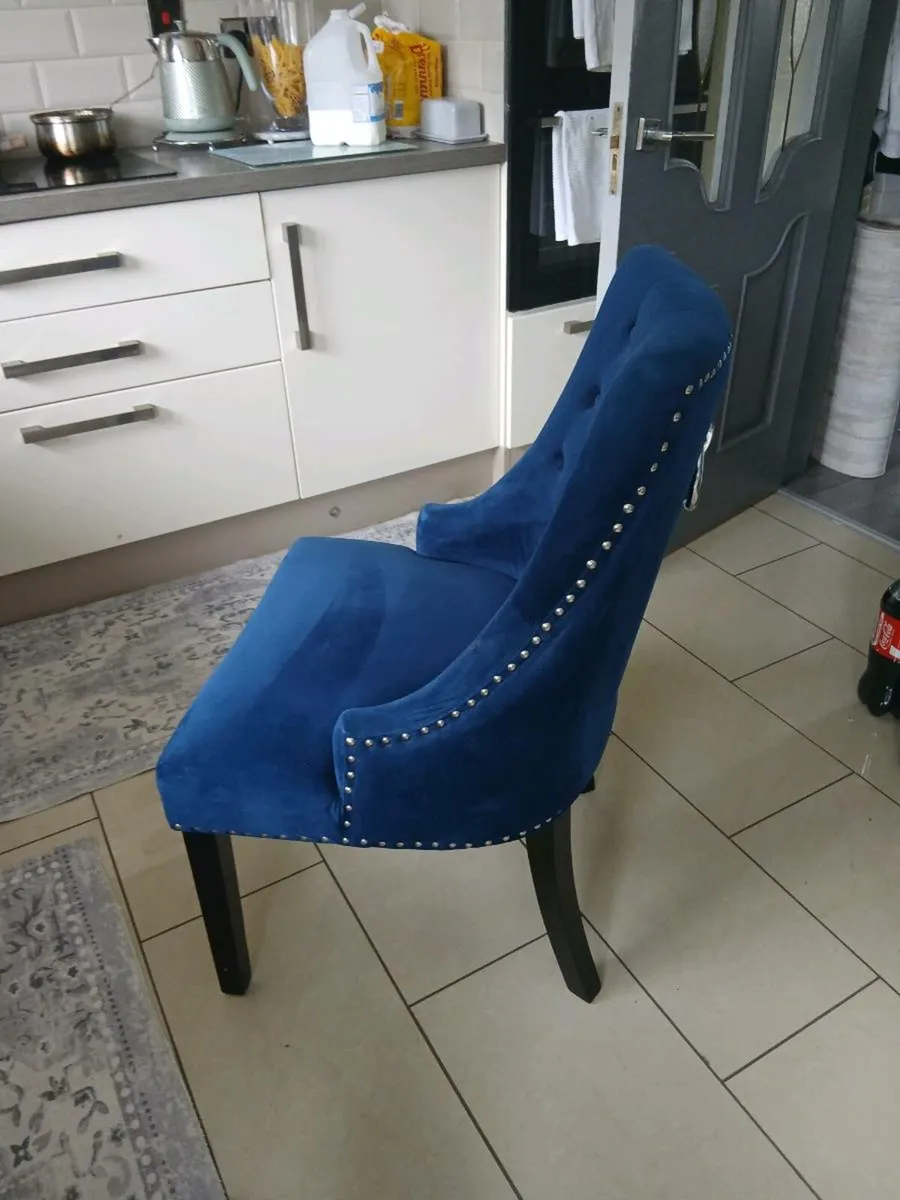 X4 royal knocker back dinning room chairs - Image 3