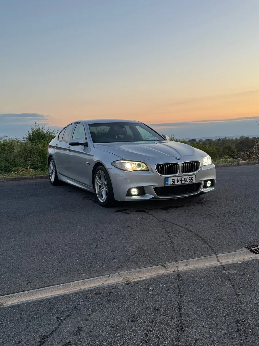 BMW 520d M-Sport auto full black leather - Image 3