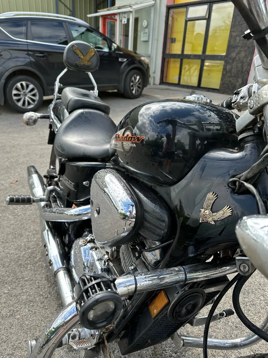 Honda Shadow 600cc with saddle bags - Image 3