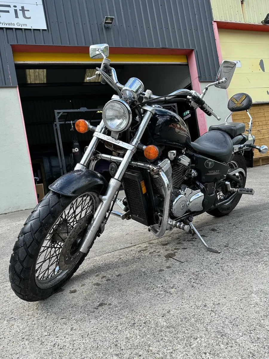 Honda Shadow 600cc with saddle bags - Image 4
