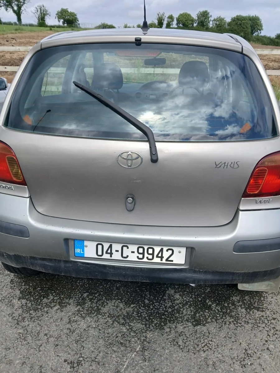 Toyota Yaris 2004 - Image 3