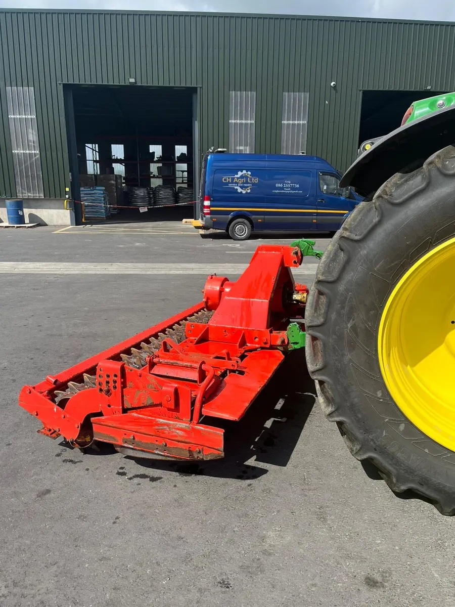 Kuhn 3 meter powerharrow - Image 3