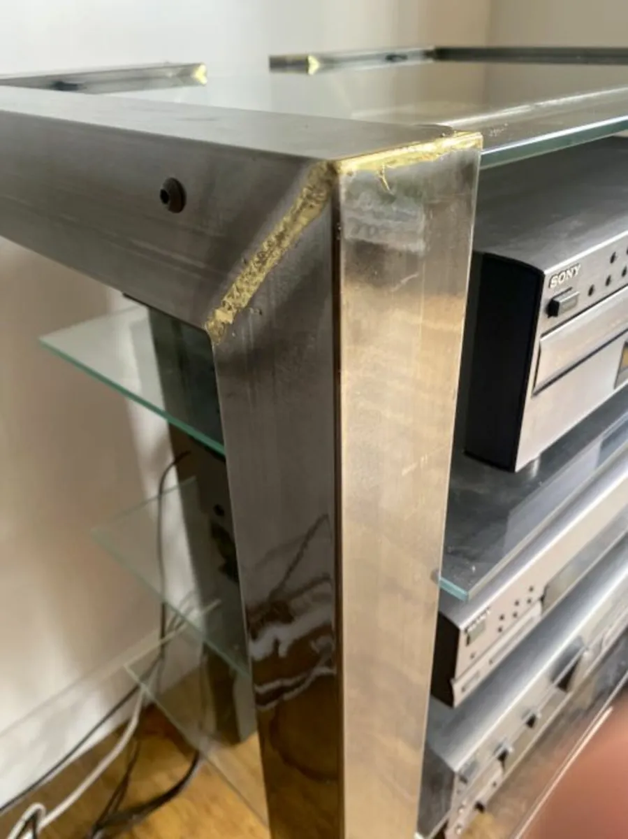 Design Hifi Stand - Image 2