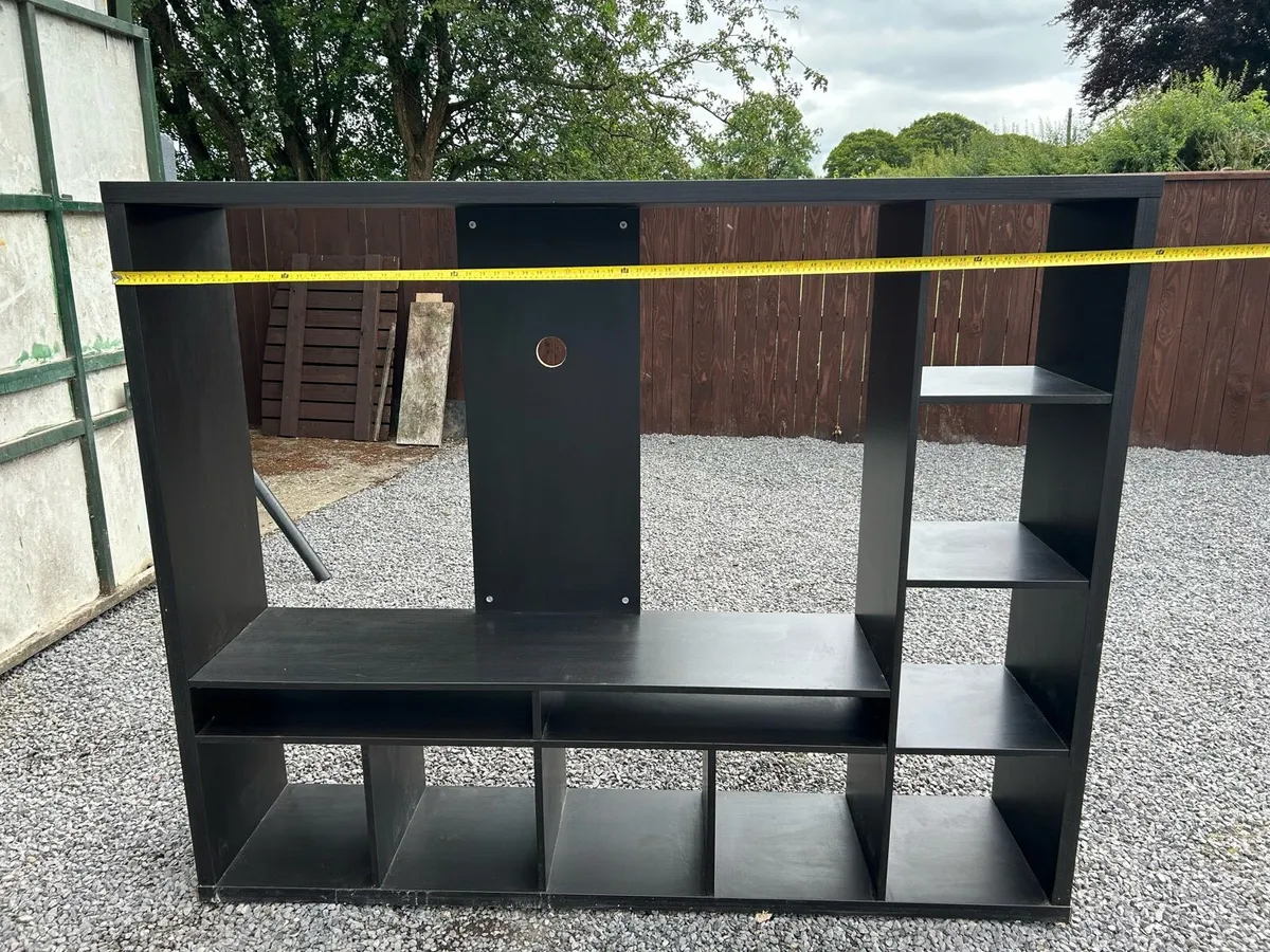 TV Unit - Image 1