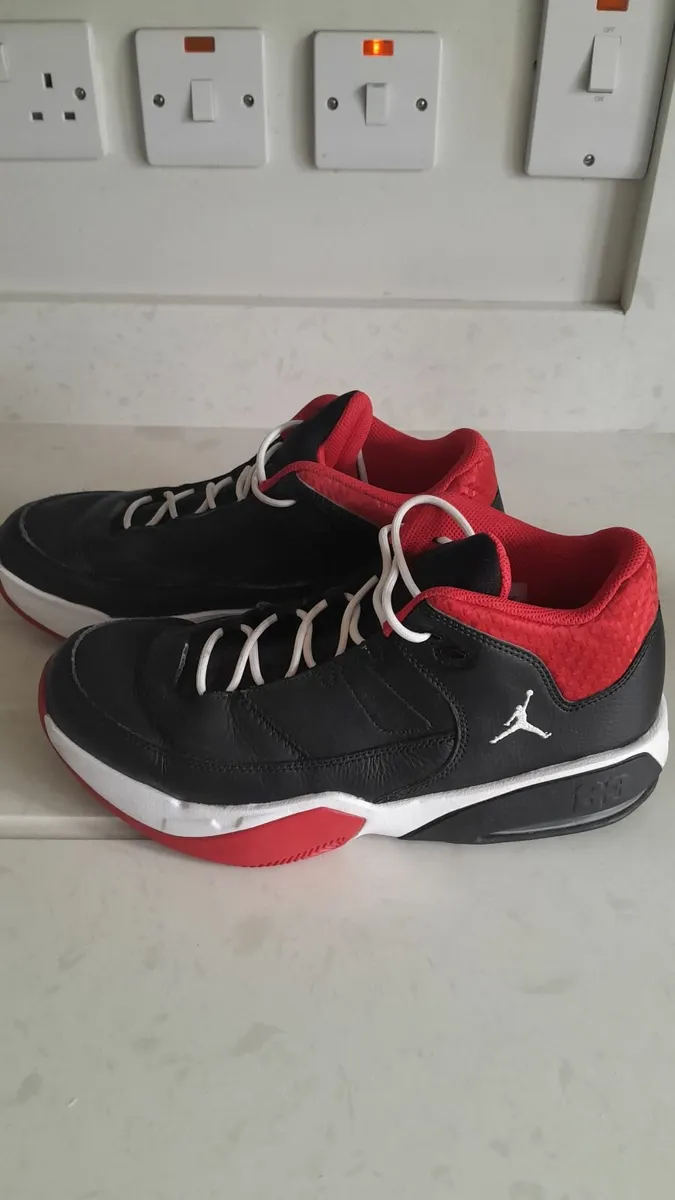 Jordan Air boys shoes - Image 1