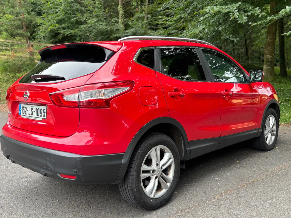 2015 Nissan Qashqai 1.6 DSL SV PREMIUM - Image 4