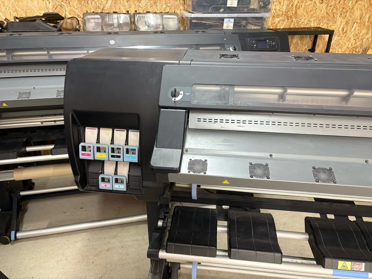 2x HP L26500 Latex printers and ink - Image 1