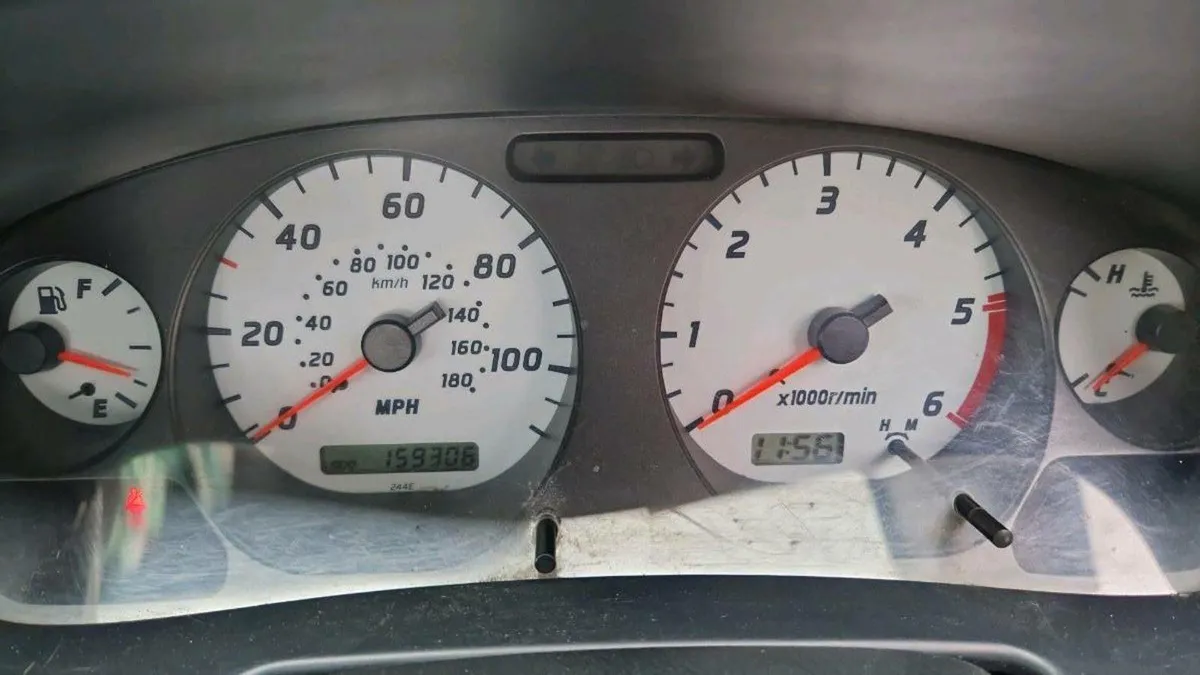 Nissan Navara 2003 - Image 2